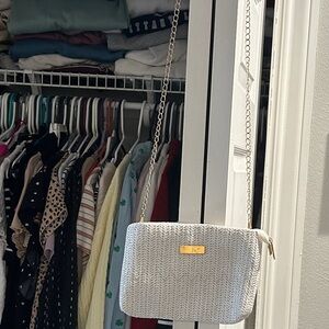 Chic White Woven Crossbody Bag